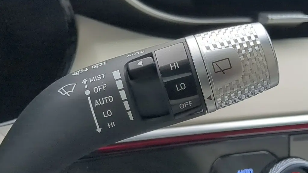 2025 Genesis Electrified GV70 Advanced