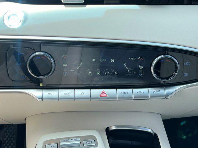 2025 Genesis Gv70 - $75,725