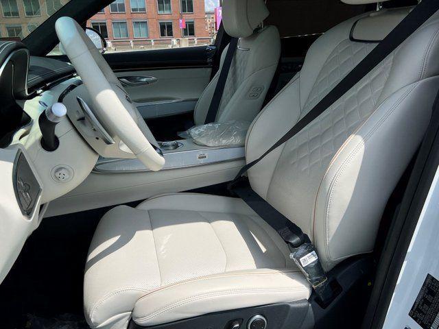 2025 Genesis Gv70 - $75,725