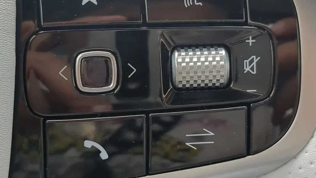 2026 Genesis Electrified GV70 Standard