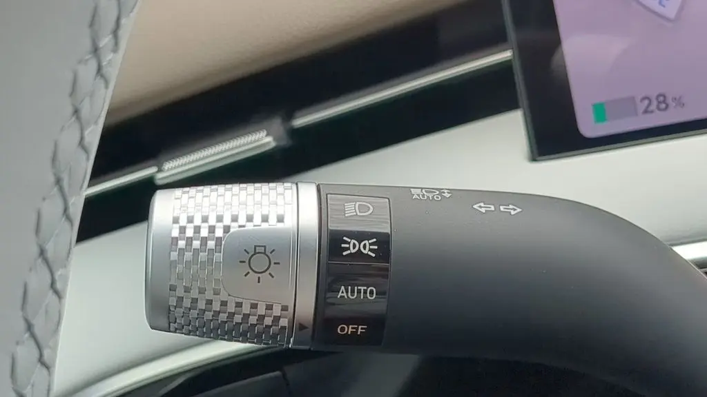 2026 Genesis Electrified GV70 Standard