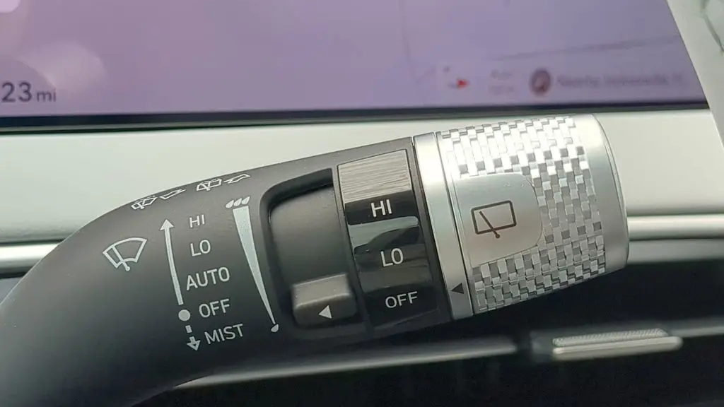 2026 Genesis Electrified GV70 Standard