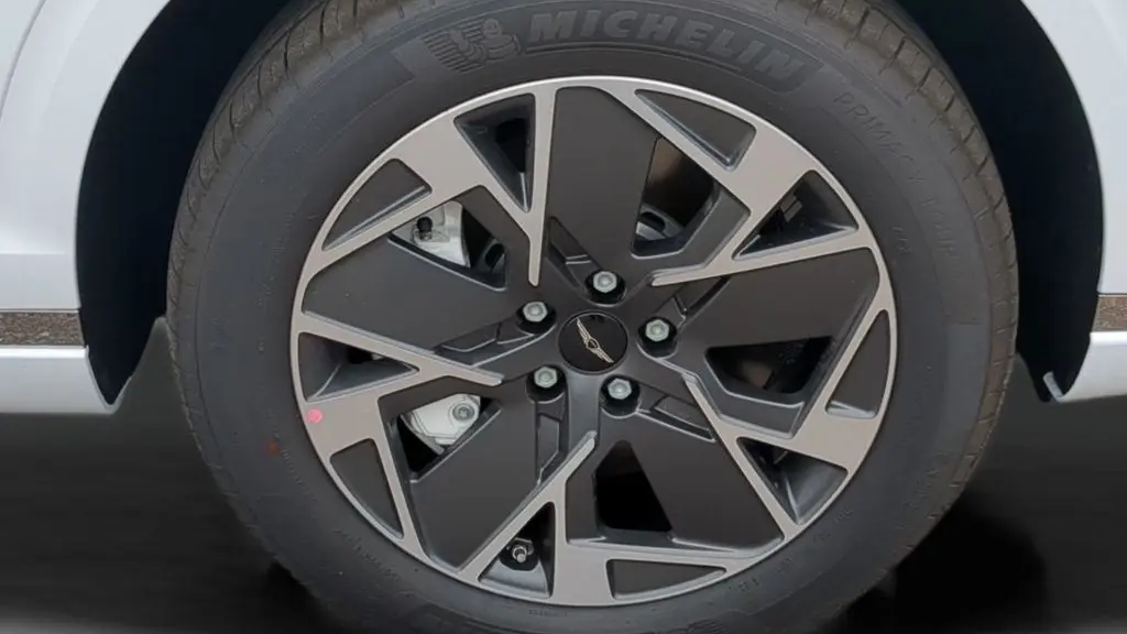 2026 Genesis Electrified GV70 Standard