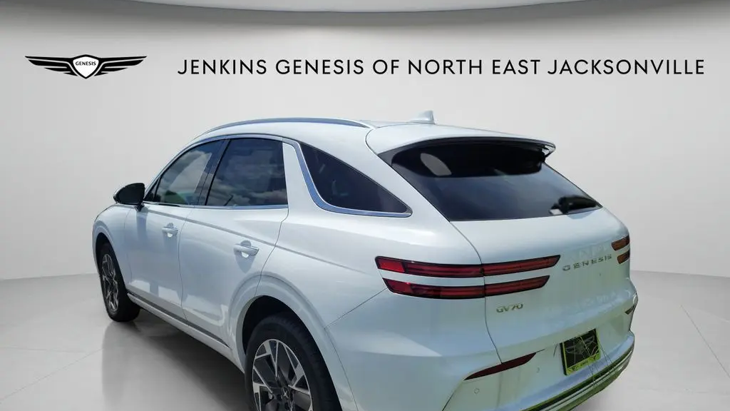 2026 Genesis Electrified GV70 Standard