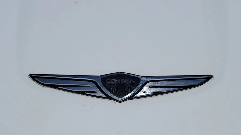 2026 Genesis Electrified GV70 Standard