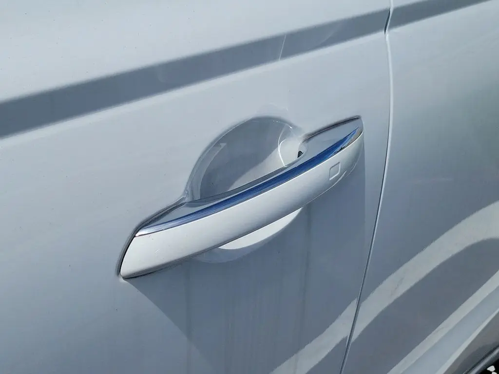 2026 Genesis Gv70 - $59,600