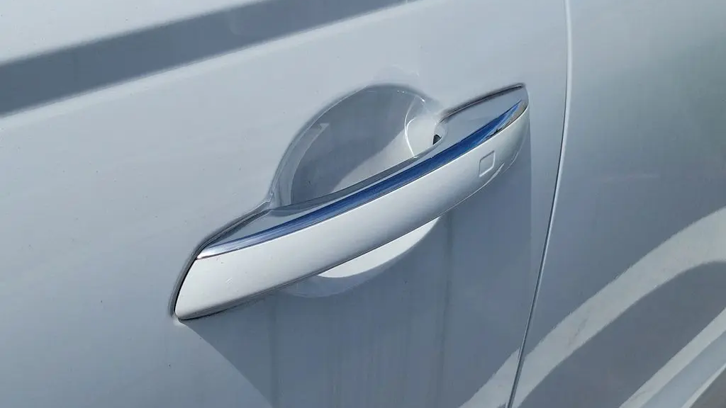 2026 Genesis Electrified GV70 Standard