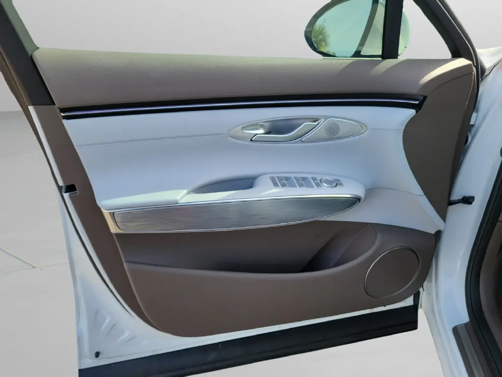 2026 Genesis Gv70 - $62,399