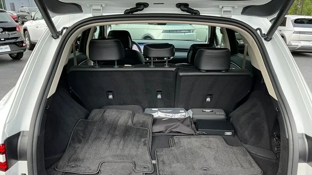 2026 Genesis Electrified GV70 Standard