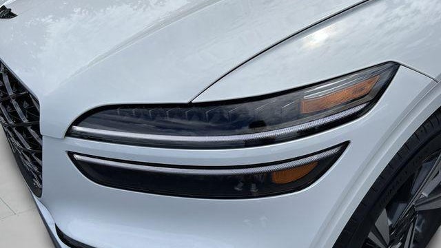 2026 Genesis GV70 3.5T Sport Advanced