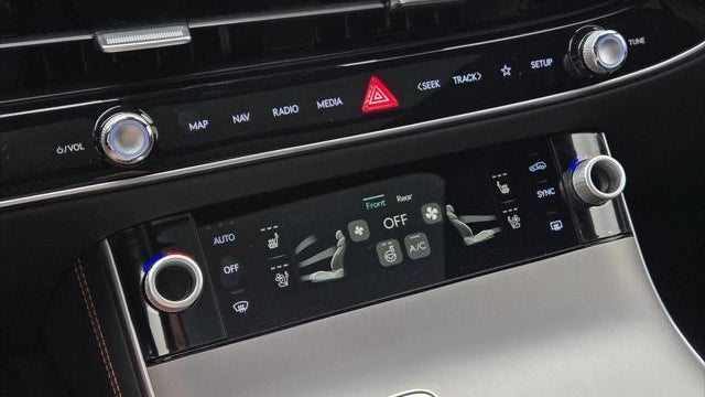 2026 Genesis GV70 3.5T Sport Advanced