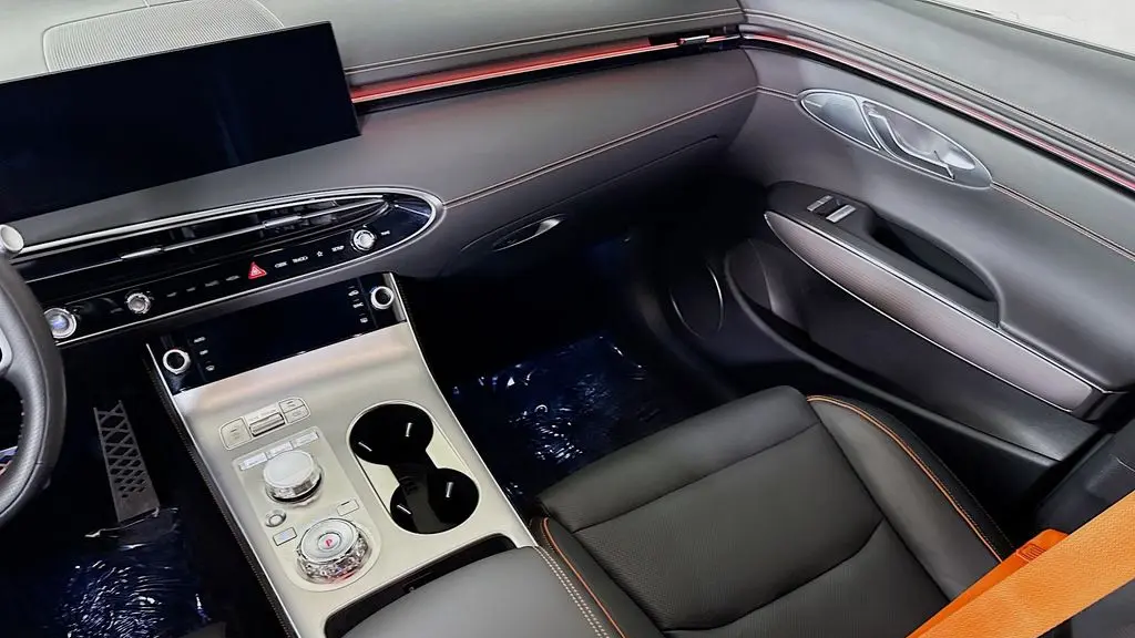 2026 Genesis GV70 3.5T Sport Advanced