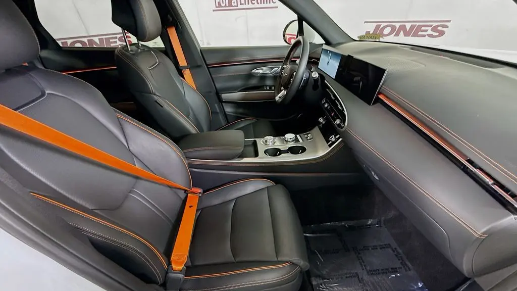 2026 Genesis GV70 3.5T Sport Advanced