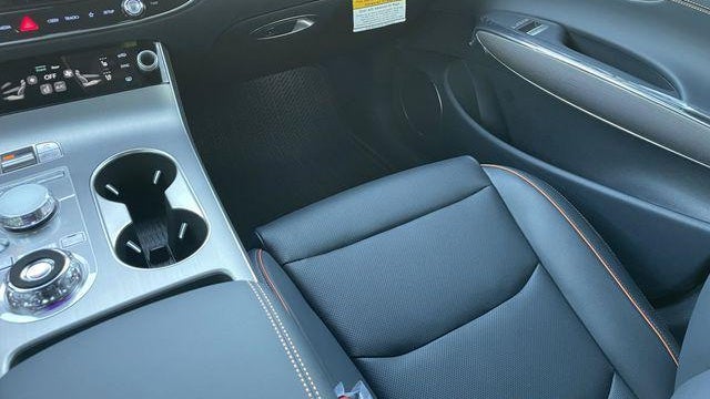 2026 Genesis GV70 3.5T Sport Advanced