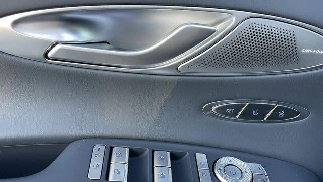 2026 Genesis GV70 3.5T Sport Advanced