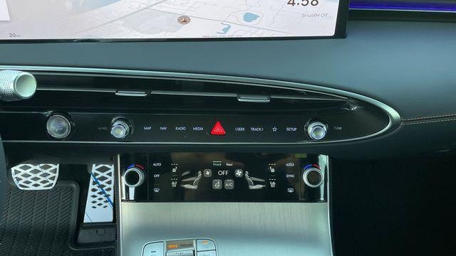 2026 Genesis GV70 3.5T Sport Advanced