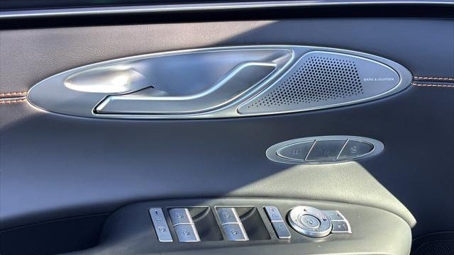 2026 Genesis GV70 3.5T Sport Advanced