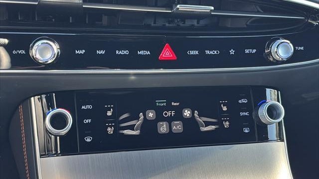 2026 Genesis GV70 3.5T Sport Advanced