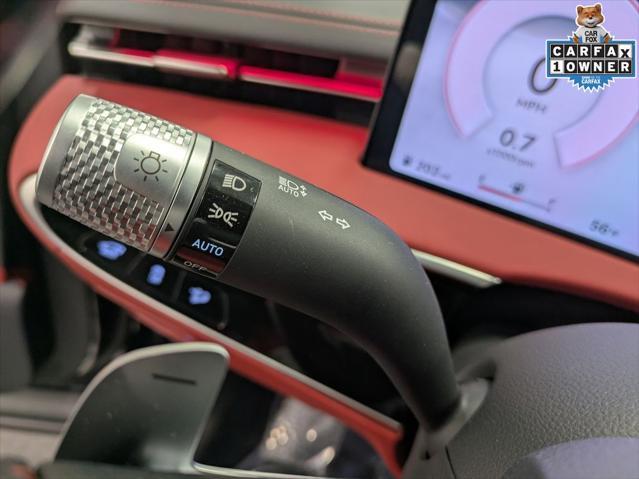 2026 Genesis Gv70 - $57,523