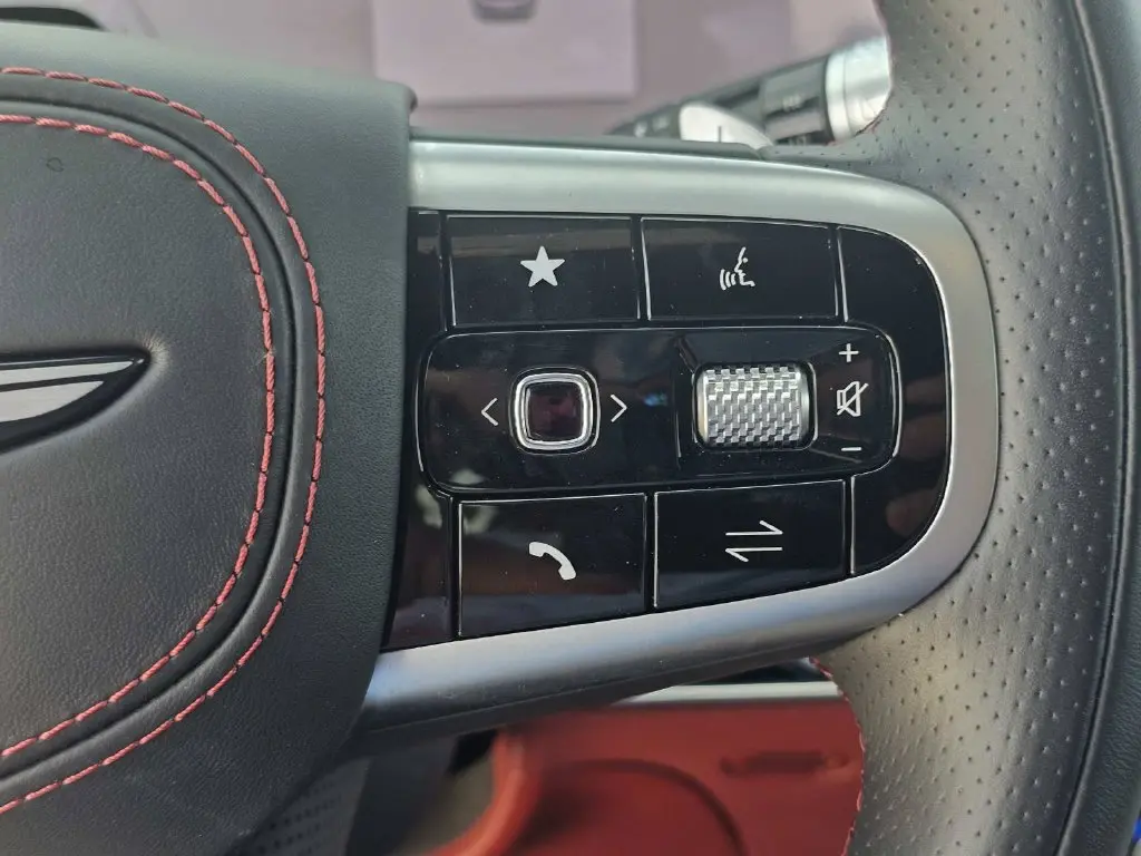 2026 Genesis Gv70 - $48,900