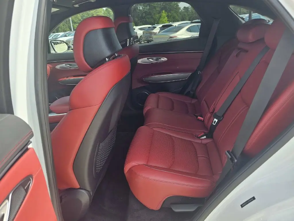 2026 Genesis Gv70 - $48,900