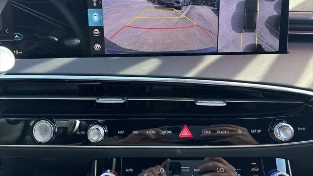 2026 Genesis GV70 3.5T Sport Advanced