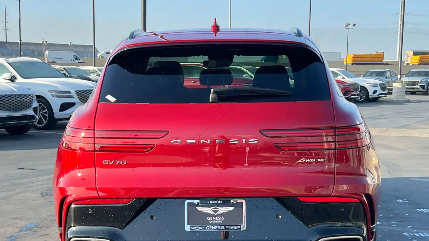 2026 Genesis GV70 3.5T Sport Advanced