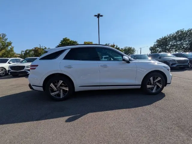2026 Genesis Gv70 - $55,455