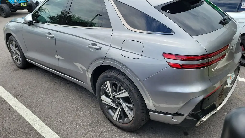 2026 Genesis GV70 3.5T Sport Advanced