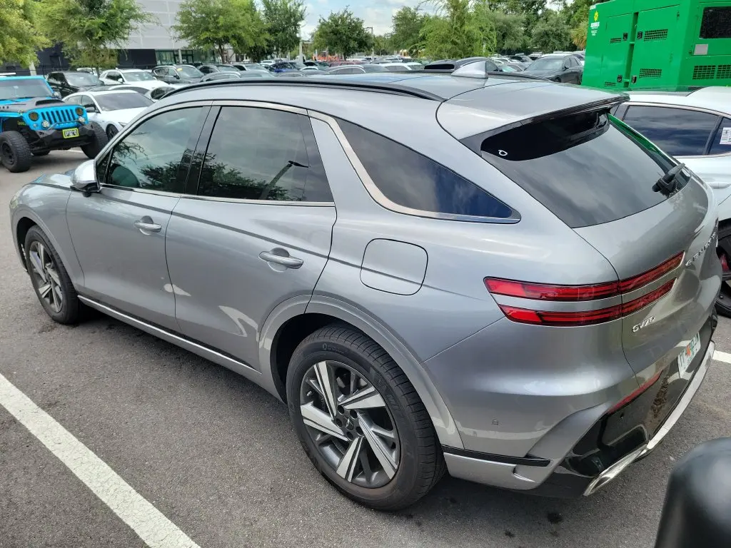 2026 Genesis Gv70 - $65,060
