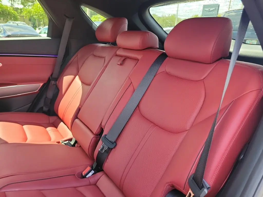 2026 Genesis Gv70 - $65,099