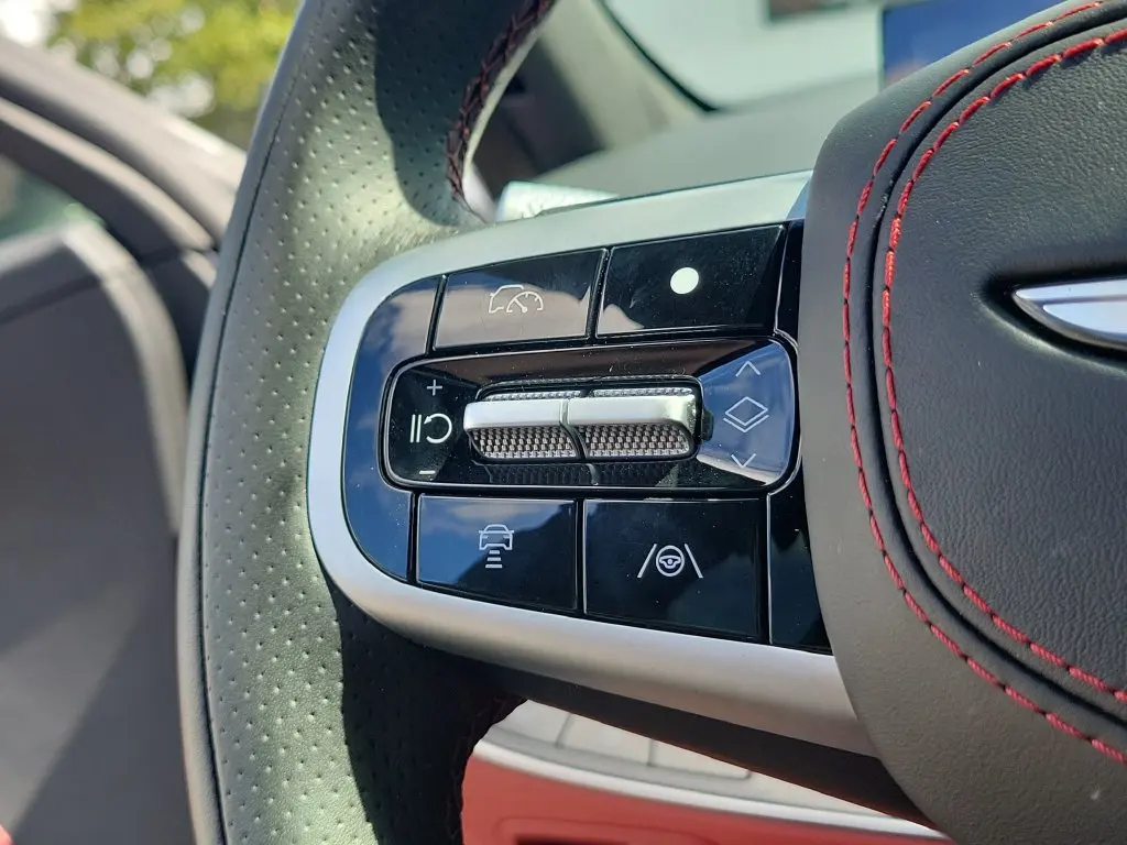 2026 Genesis Gv70 - $65,099