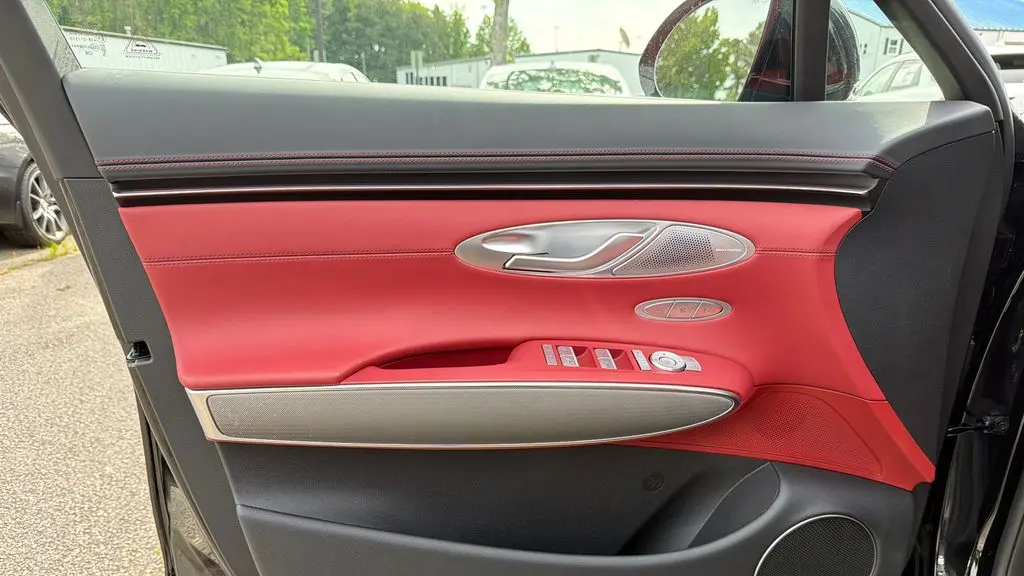 2026 Genesis GV70 3.5T Sport Advanced