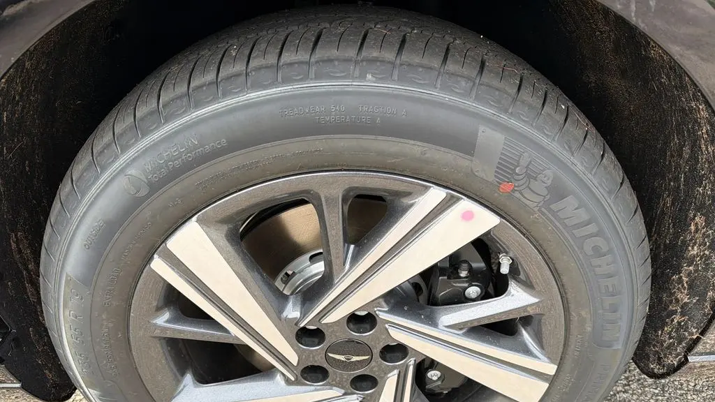 2026 Genesis GV70 3.5T Sport Advanced