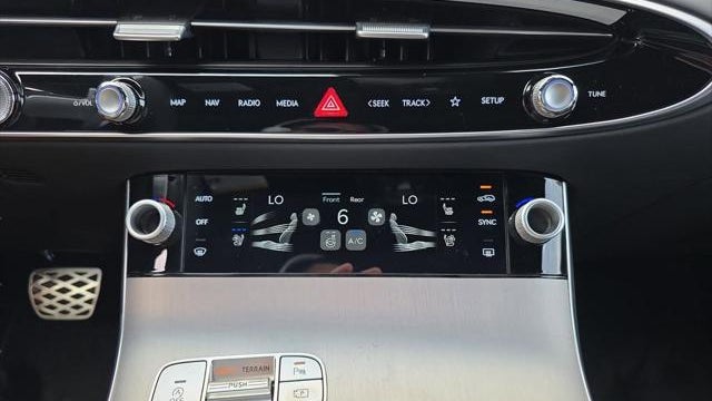 2026 Genesis GV70 3.5T Sport Advanced