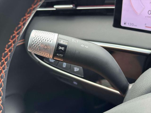 2026 Genesis Gv70 - $67,047