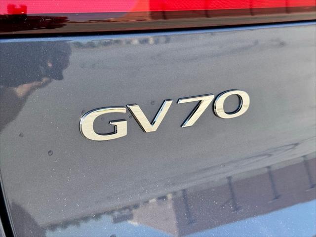 2026 Genesis Gv70 - $61,077