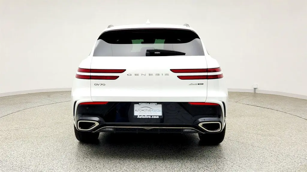 2026 Genesis Gv70 - $49,995
