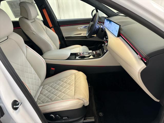 2026 Genesis Gv70 - $67,399