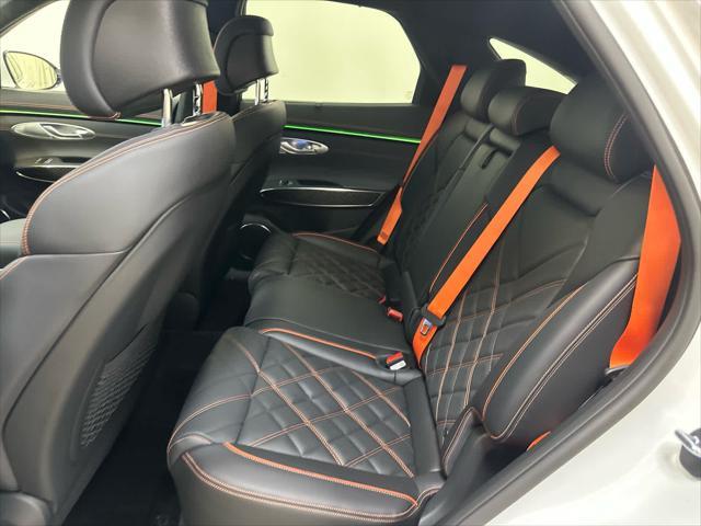 2026 Genesis Gv70 - $69,988