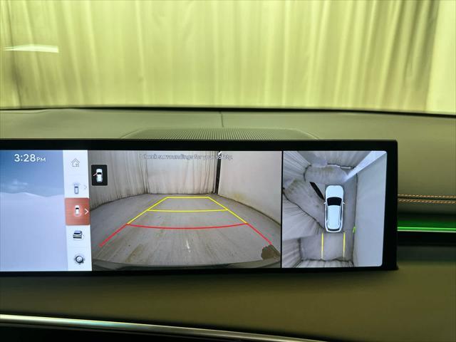 2026 Genesis Gv70 - $69,988