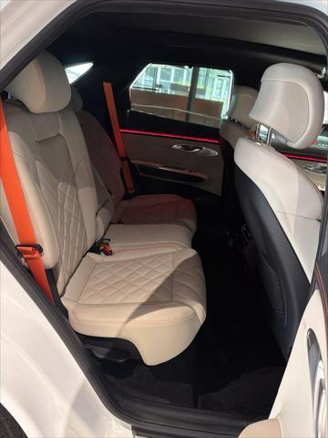 2026 Genesis Gv70 - $65,295