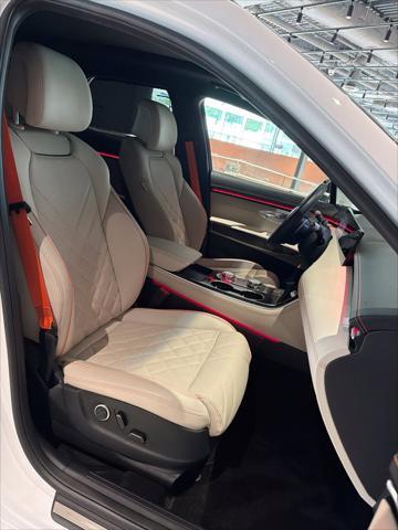 2026 Genesis Gv70 - $65,295