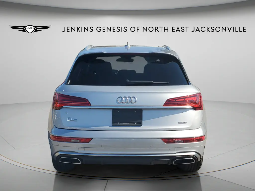 2026 Genesis Gv70 - $65,100