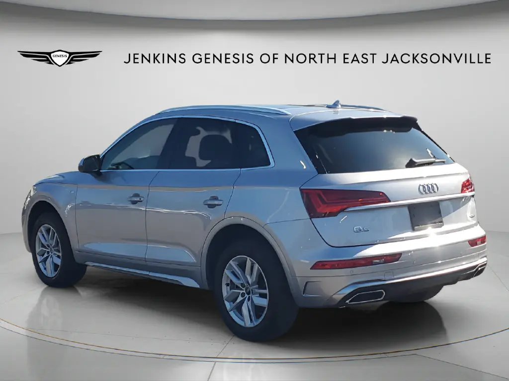 2026 Genesis Gv70 - $65,100