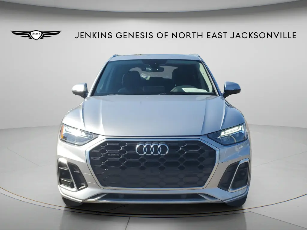 2026 Genesis Gv70 - $65,100