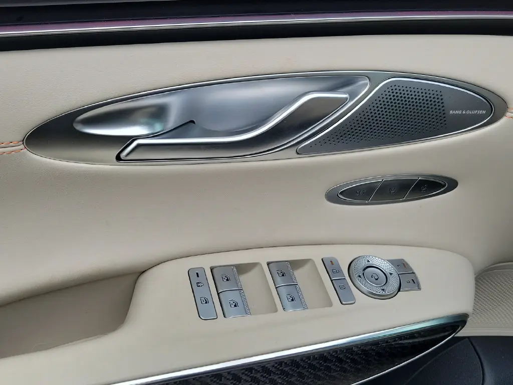 2026 Genesis Gv70 - $64,799