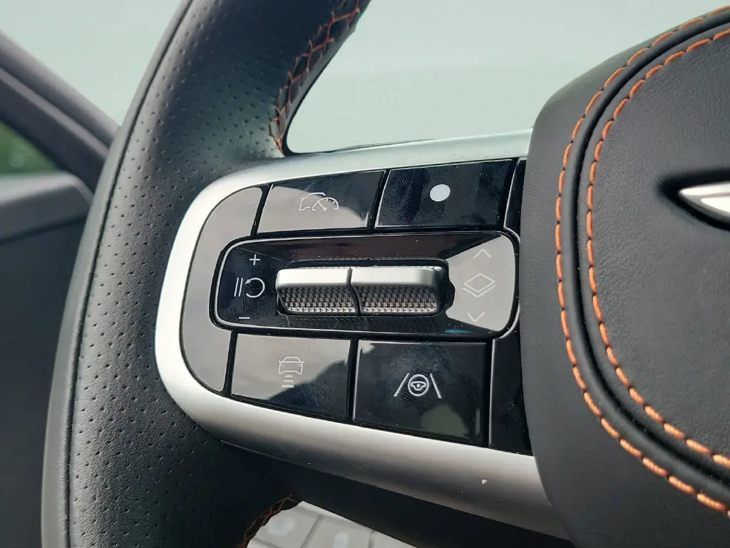2026 Genesis Gv70 - $64,799