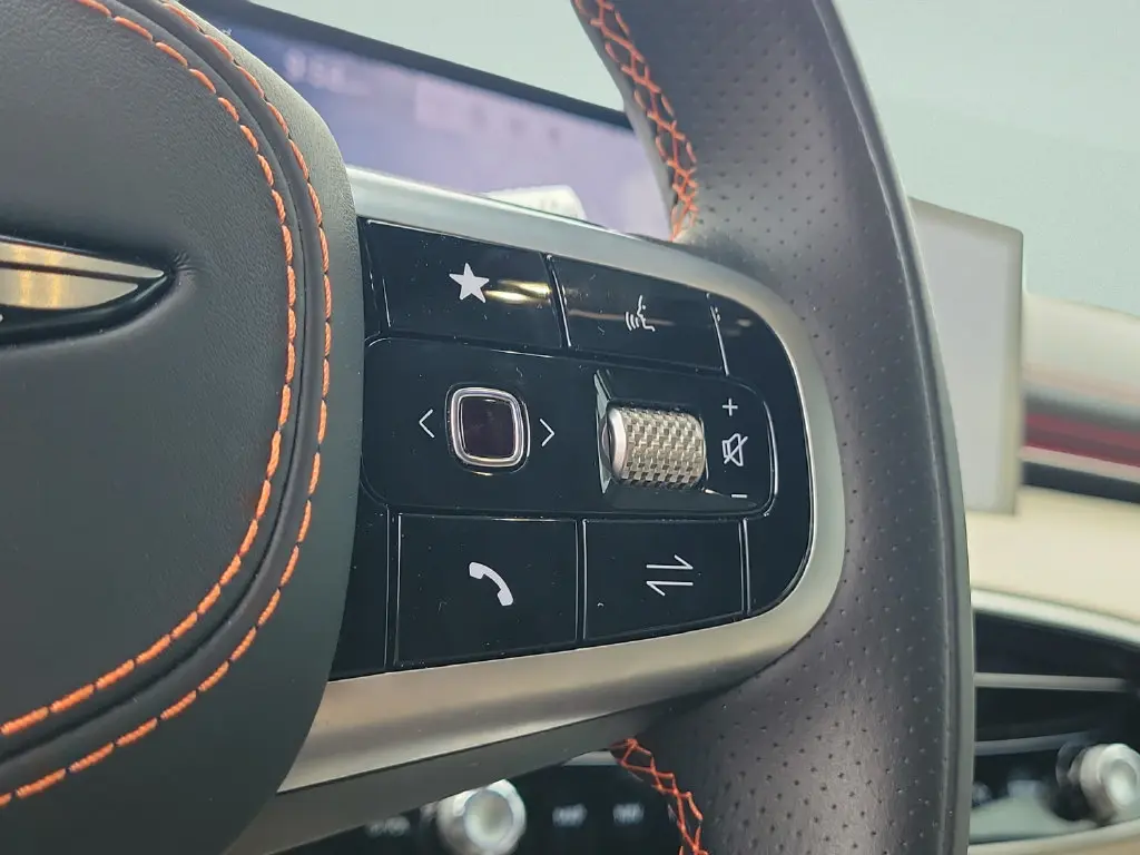 2026 Genesis Gv70 - $64,699