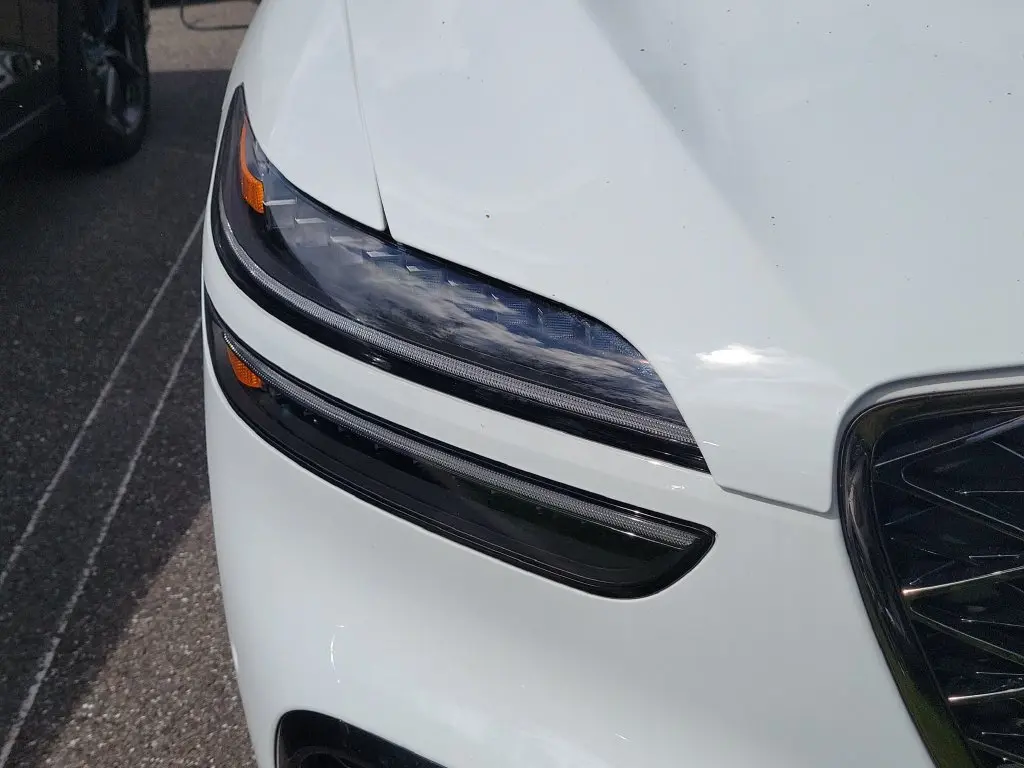 2026 Genesis Gv70 - $68,200
